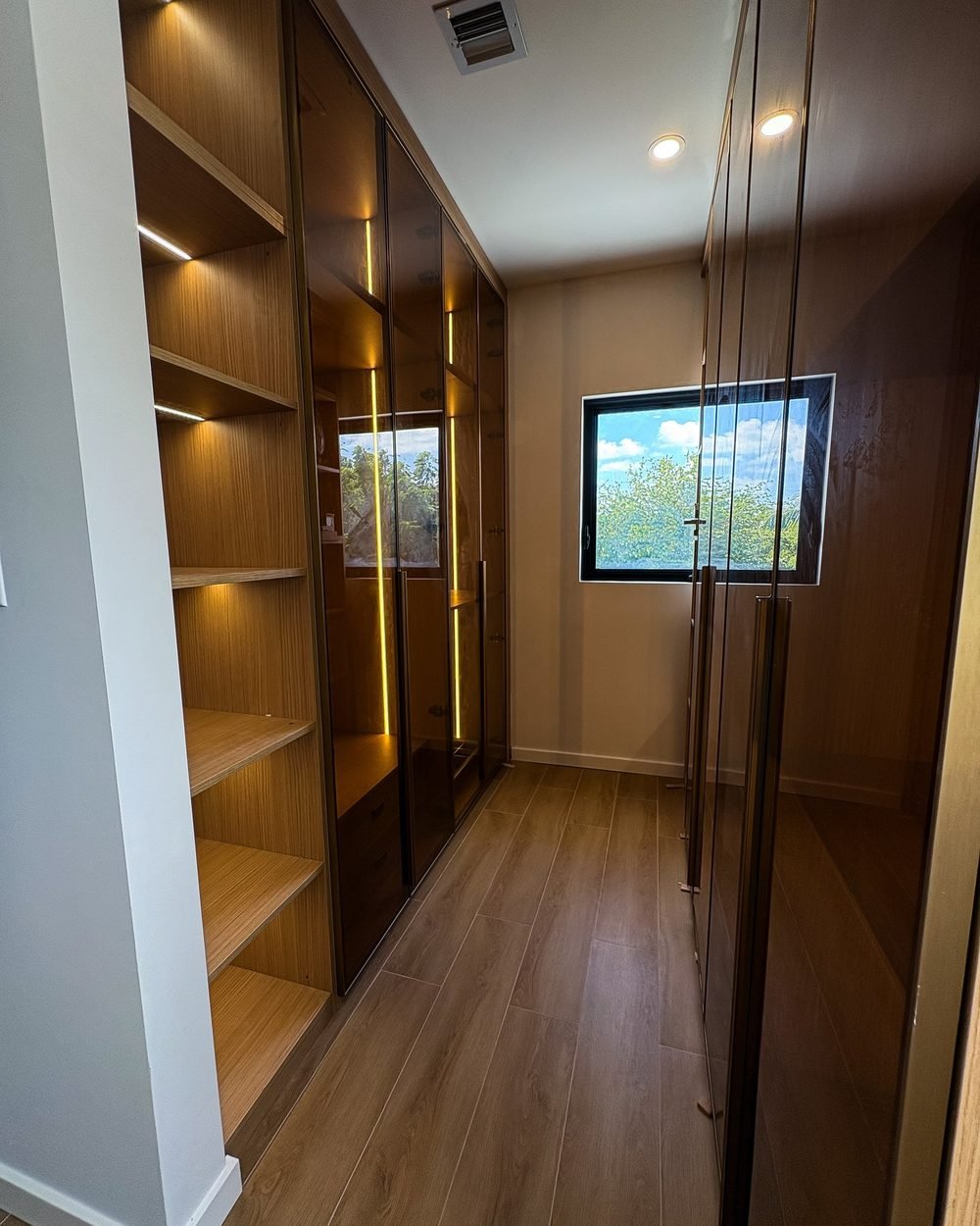 Bespoke interior fit-out with custom joinery by J&R Construction